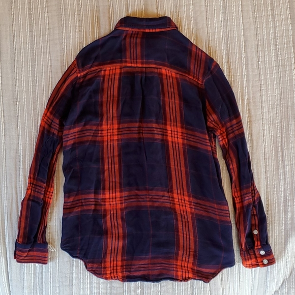 Mossimo Long Sleeve Button down - Picture 2 of 3